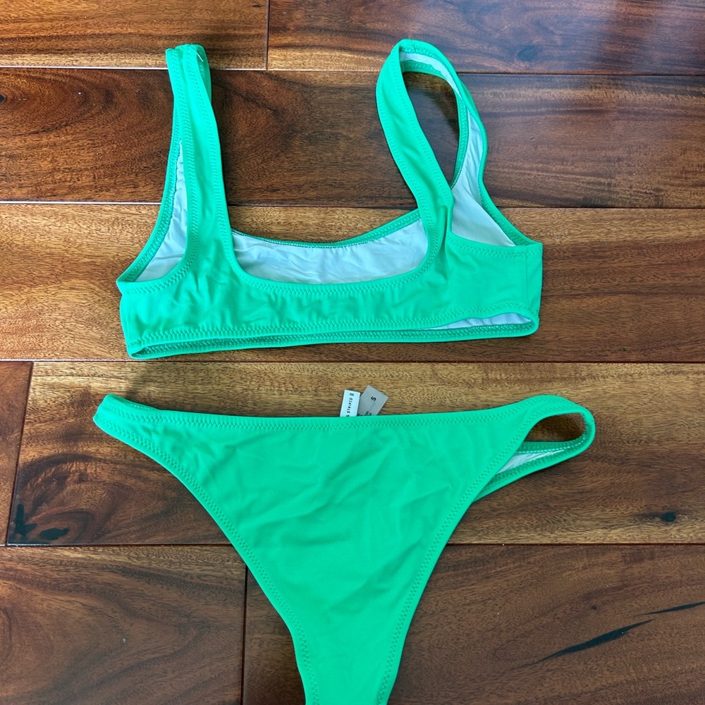 Solid And Striped Green Bikini Set - image 2